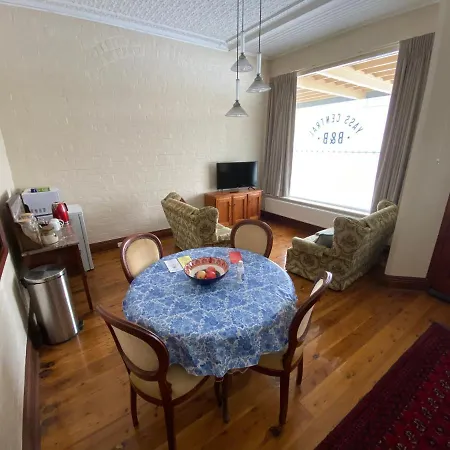 Yass Central Bed & Breakfast Exterior photo