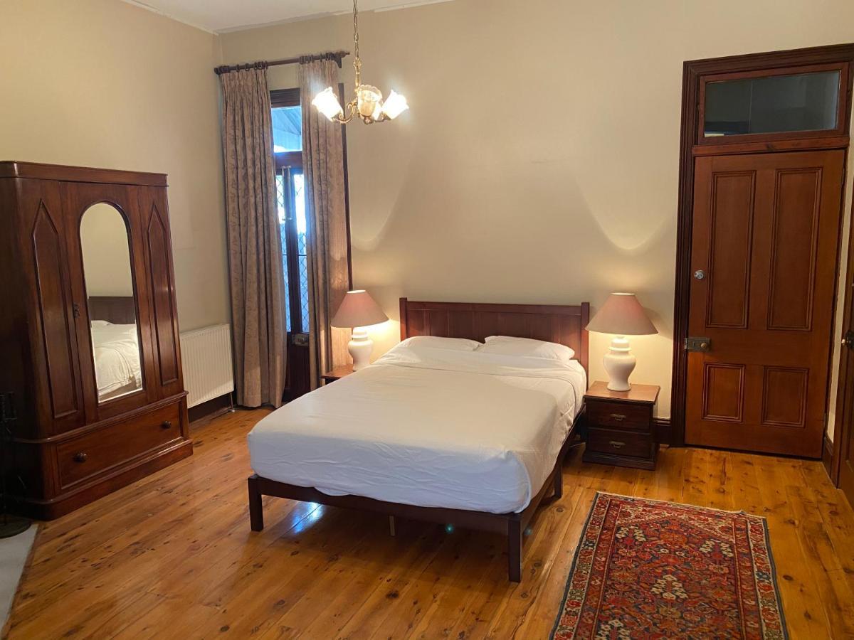 Yass Central Bed & Breakfast Bed & Breakfast